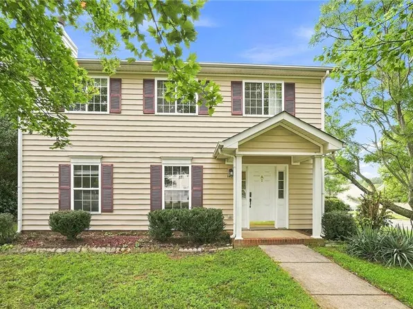 1495 Fiddlers Knoll Dr, Kernersville, NC 27284
