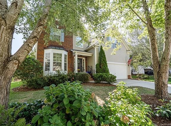 2nd image of 223 Tyndale Ct