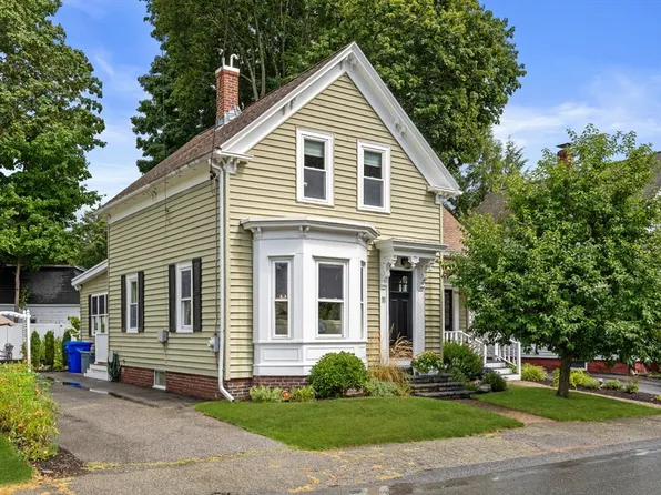 11 Brooks St, Maynard, MA 01754