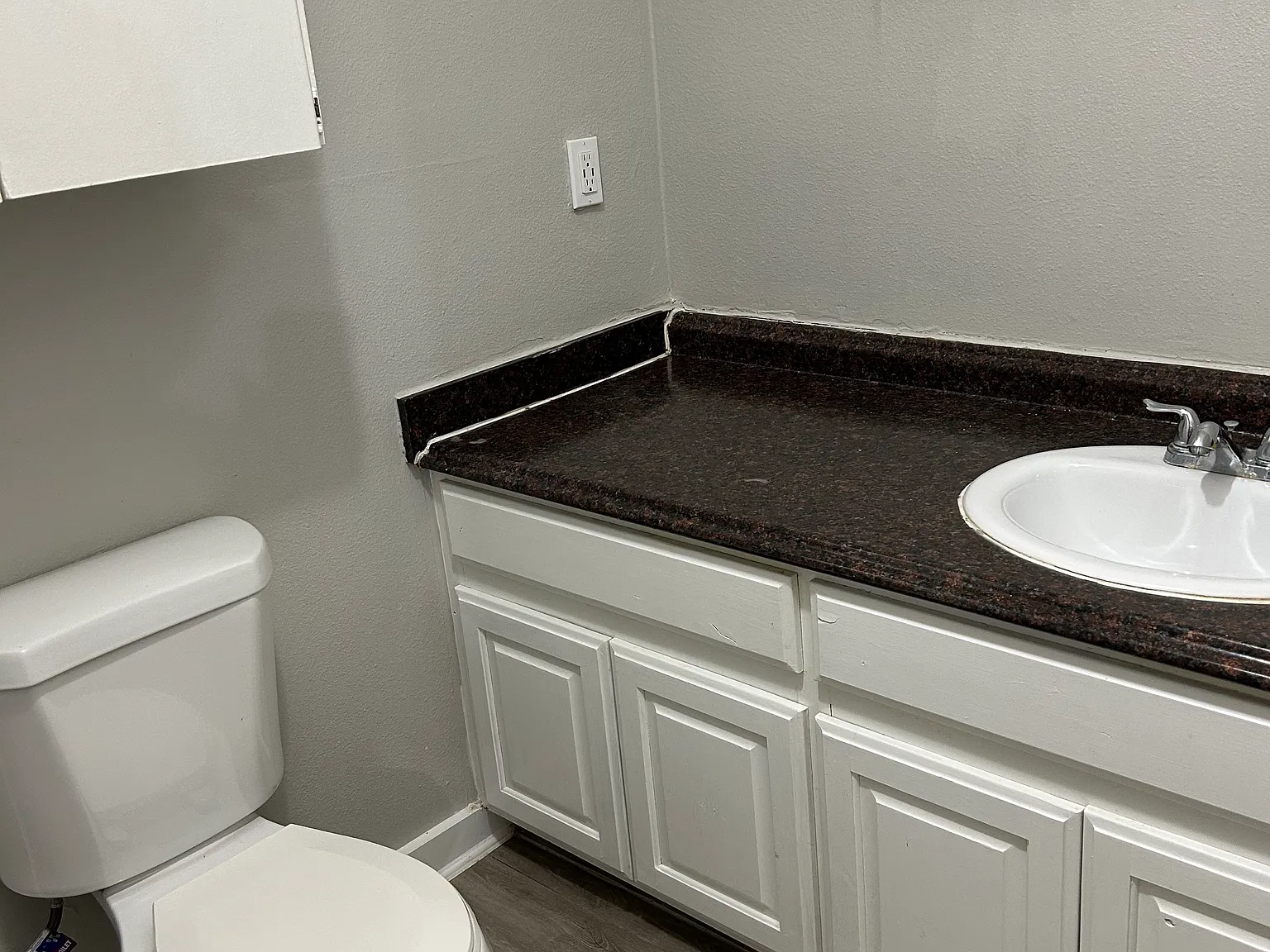 1 bed, 800 sqft, $950 — Photo 3