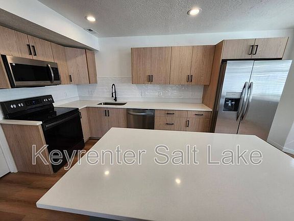 2nd image of 3913 W Rockwood Way APT D