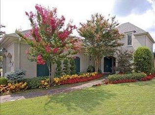 8674 Southwind Dr, Memphis, TN 38125