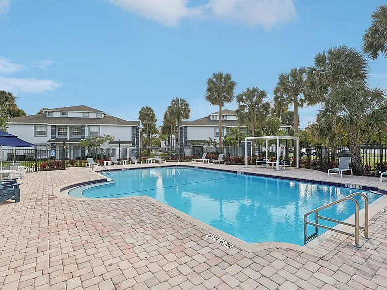 ARIUM Cypress Lakes — Photo 12
