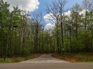1913 Indian Park Rd, Monterey, TN 38574