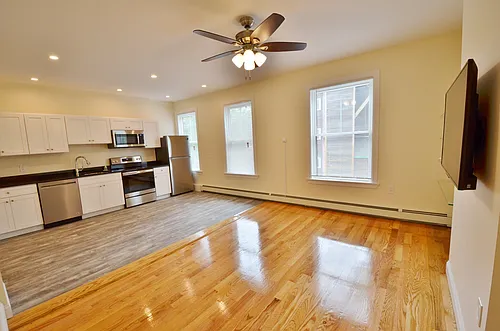 35 Brookline St #15 Photo 1