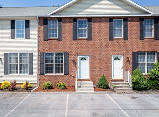 43 Yagers Rd, Luray, VA 22835