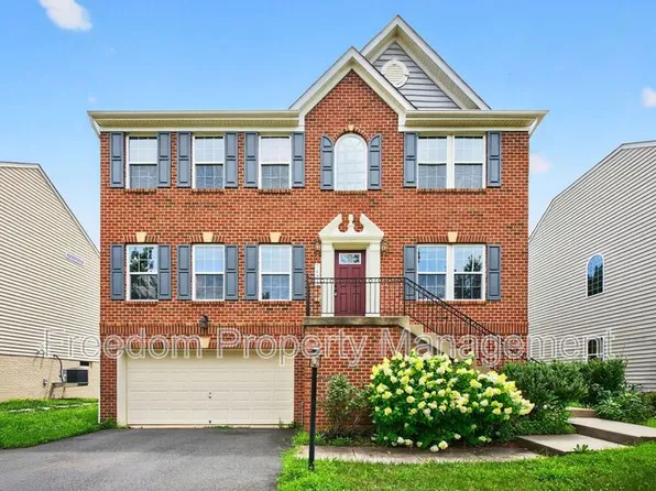 7629 Hamelin Ln, Gainesville, VA 20155