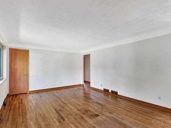 4th image of 3705 Shady Ln
