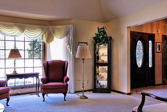 4th image of 4N920 Birchdale Ct