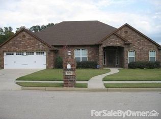 5018 Rustic Oak Dr, Longview, TX 75604