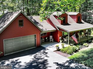 351 Dead End Rd, Lititz, PA 17543