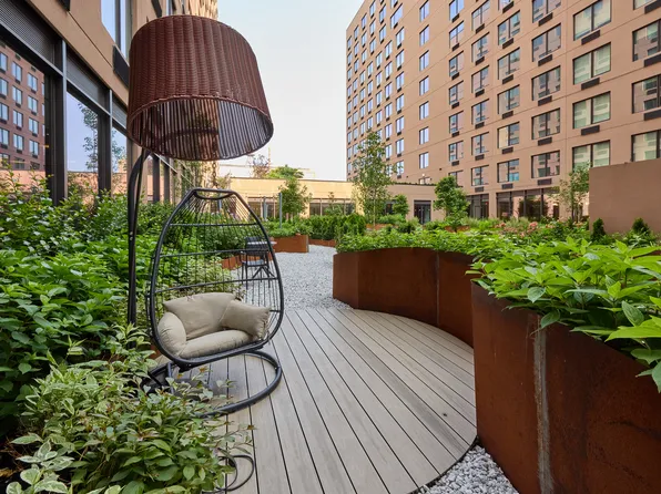 138 Bruckner Boulevard image 13 of 47