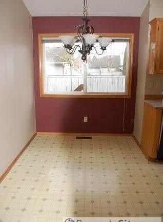5th image of 6001 Thornbury Dr SE