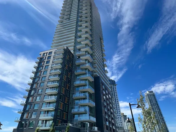 567 Emerson St, Coquitlam, BC