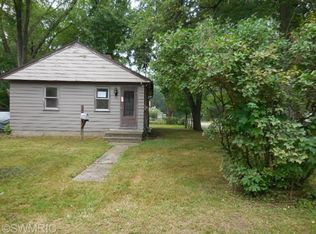 3706 Hoover St, Kalamazoo, MI 49008