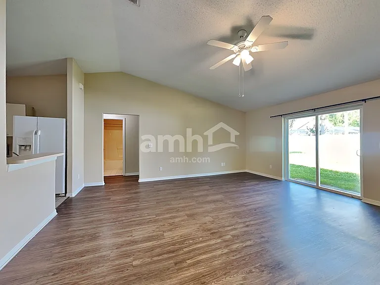 1051 Timber Trace Dr — Photo 5