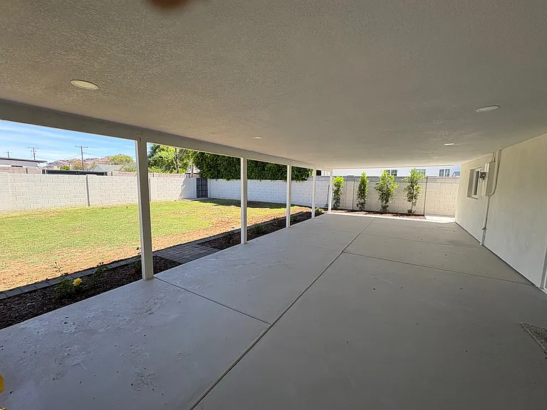 4402 E Mitchell Dr — Photo 25