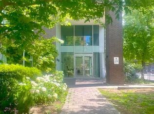 300 Lett St #316, Ottawa, ON K1R 0B8