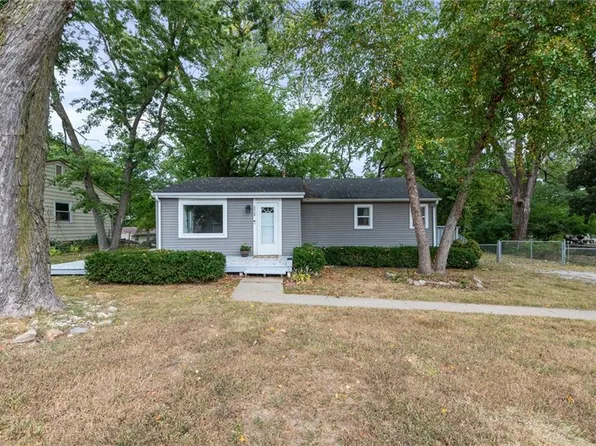 6928 NE 54th St, Kansas City, MO 64119