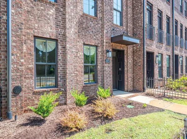 234 Gilead Rd, Huntersville, NC 28078