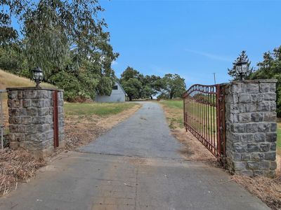 4450 Roop Rd, Gilroy, CA, 95020