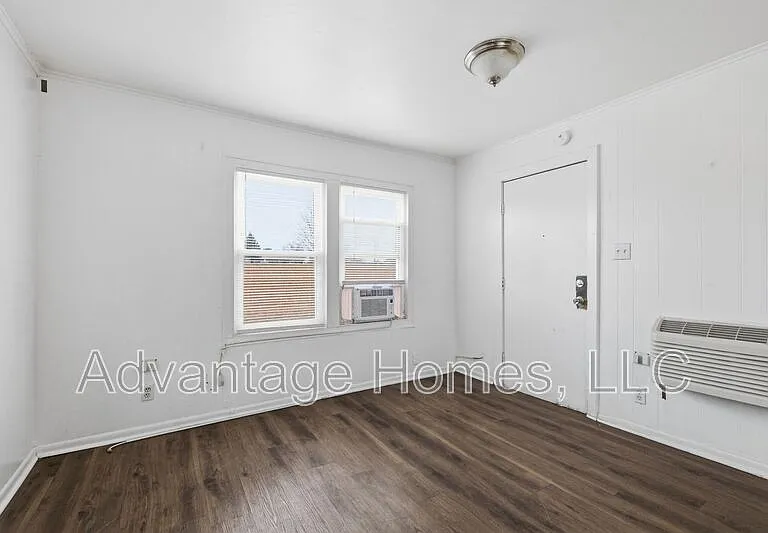 1015 N Scott Ave #108-5 — Photo 6