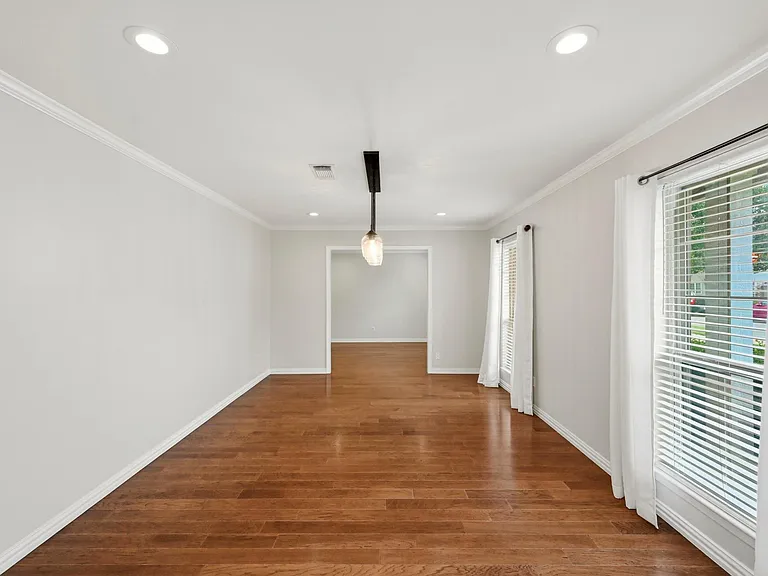 6131 Yarwell Dr — Photo 8