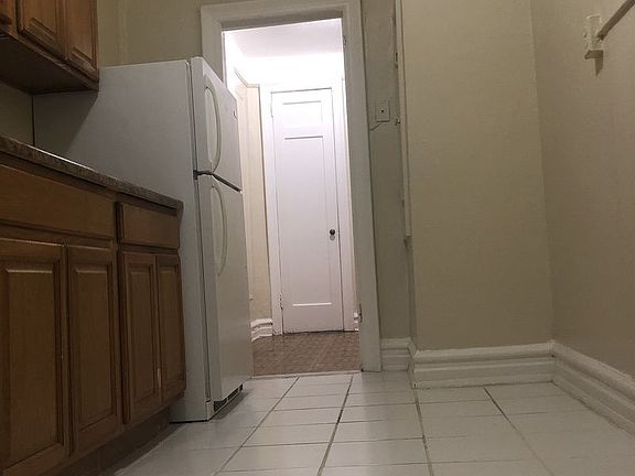 2nd image of 78 Hawthorne St APT 4C
