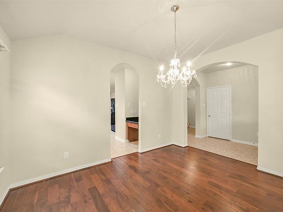 5th image of 9211 Taftsberry Dr
