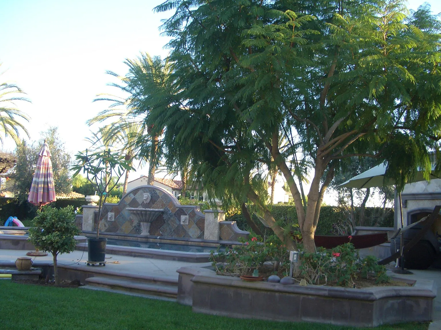 4 bed, 3.5 bath, 3600 sqft, $8,500 — Photo 3