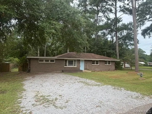5131 Grace St, Millbrook, AL 36054
