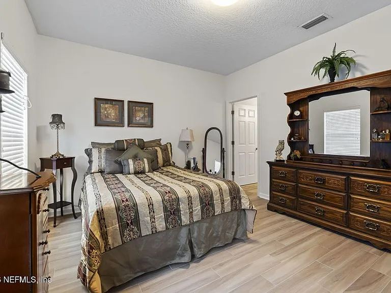 8218 Green Parrot Rd #105 — Photo 13