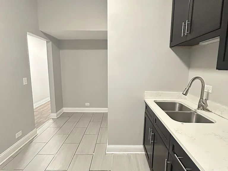 6954 S Yale Ave #11 — Photo 2