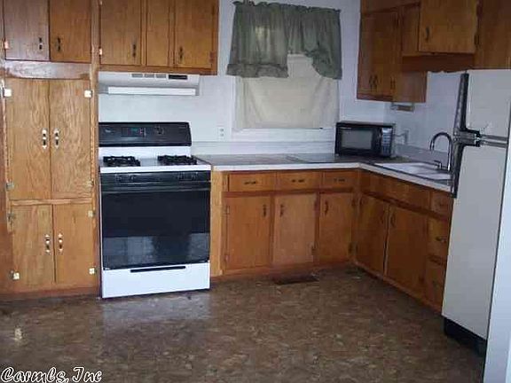2nd image of 14 Indian Ave