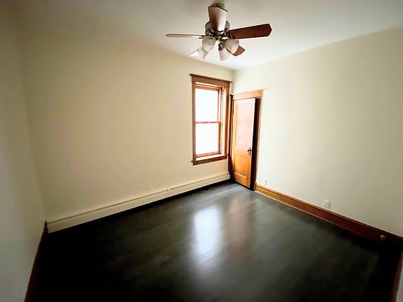 5th image of 2952 N Fairfield Ave #1