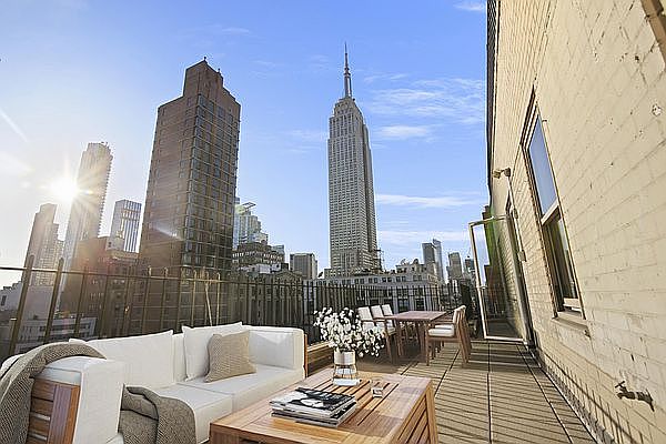 1st image of 20 Park Ave APT 19B