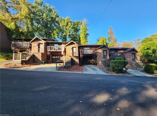 90 View St #12, Weirton, WV 26062