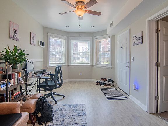 2nd image of 3112 W Diversey Ave #G