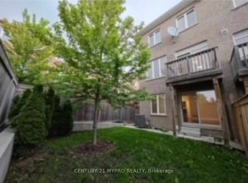 Richmond Hill Townhouse for rent - 4 Bedrooms — photo 5