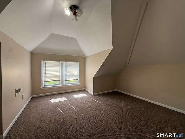 134 Woodward Ave #2 — Photo 14
