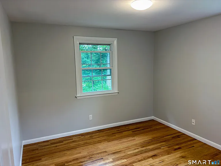 8 Canterbury Ln #2 — Photo 6
