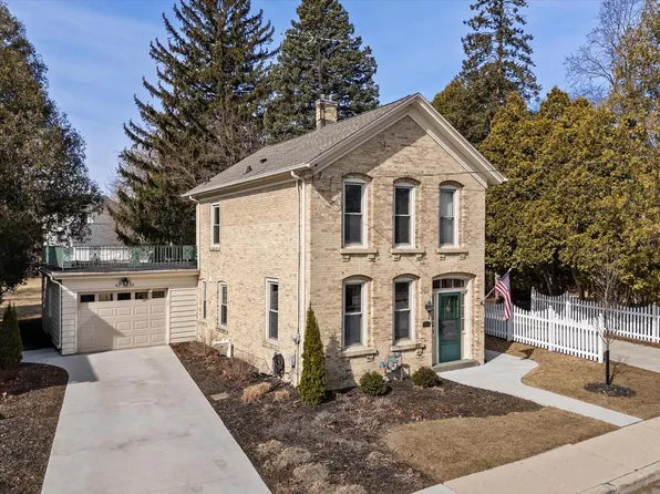 113 South Webster STREET, Port Washington, WI 53074