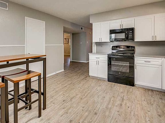 4th image of 5817 Edmond Ave #4694841