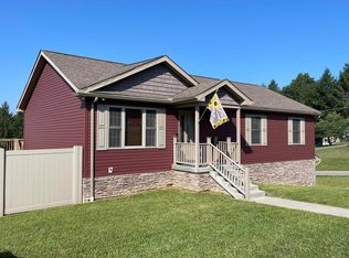 2304 Locust Dr, Fairmont, WV 26554