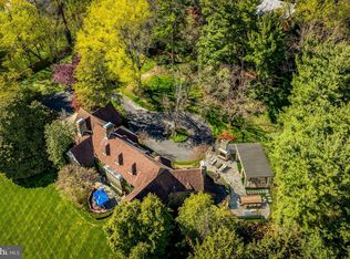 102 Cotswold Rd, Baltimore, MD 21210