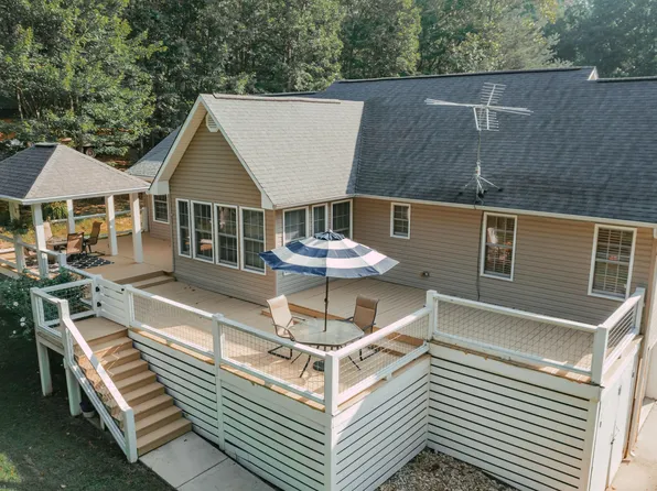 1815 Laurel Lake Dr, Monteagle, TN 37356