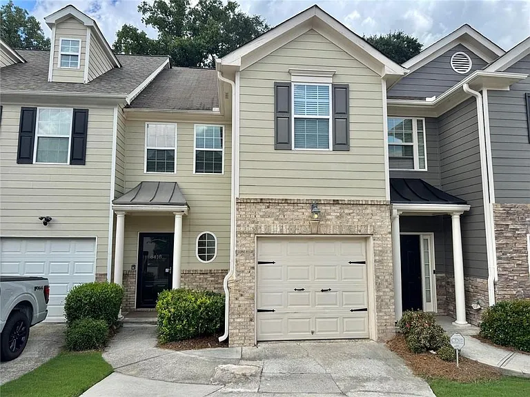 6418 Mossy Oak Lndg — Photo 1