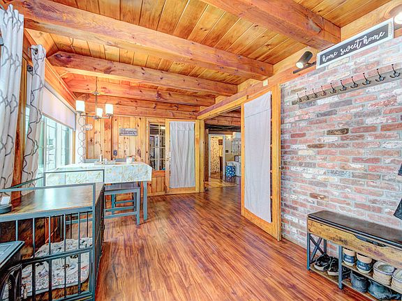 3rd image of 92 Main Street