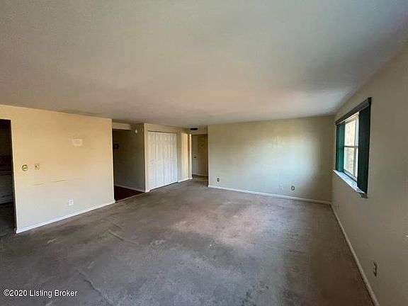 4th image of 2454 Glenmary Ave APT 10