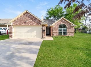 1209 Stella St, Fort Worth, TX 76104